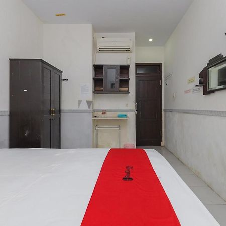 Reddoorz Near Stasiun Malang Kota Lama 2 Esterno foto