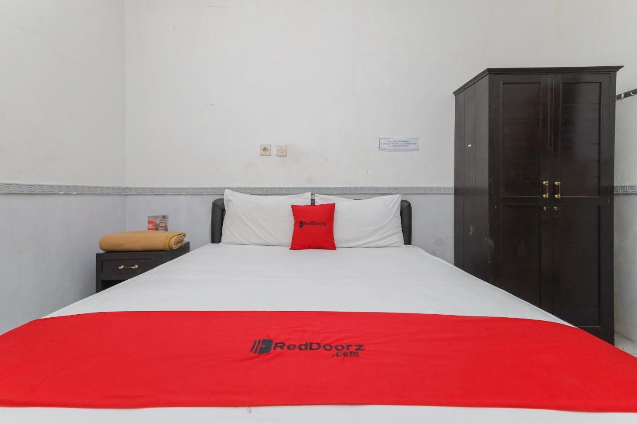 Reddoorz Near Stasiun Malang Kota Lama 2 Esterno foto